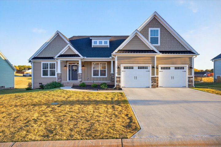 Homes in Amherst, Greer