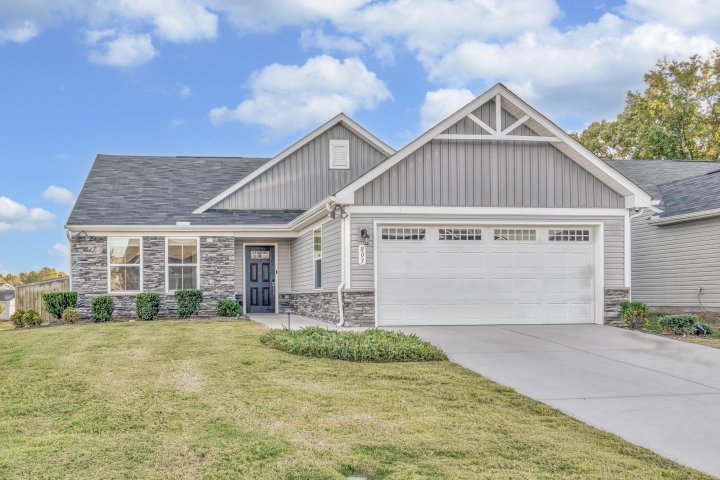 803 Shady Oak Court sold home in North Springs, Boiling Springs, SC