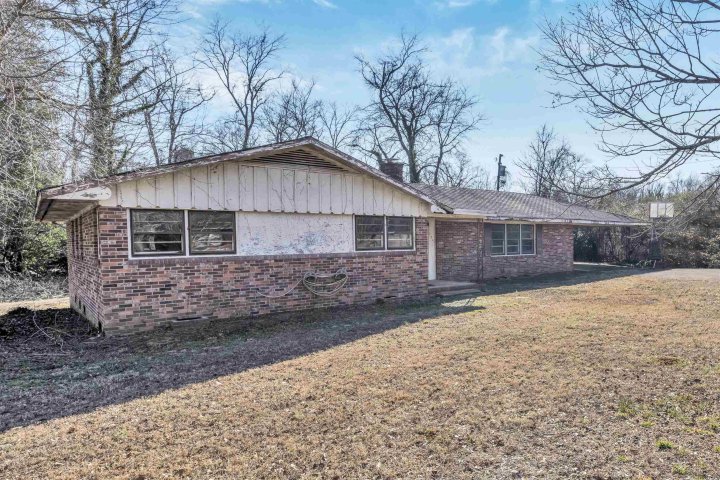 104 Galaxie Place sold home in Pierce Acres, Spartanburg, SC