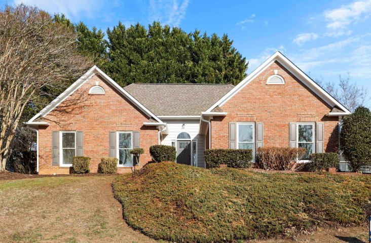 225 Georgetown Court sold home in Bradford Place, Moore, SC
