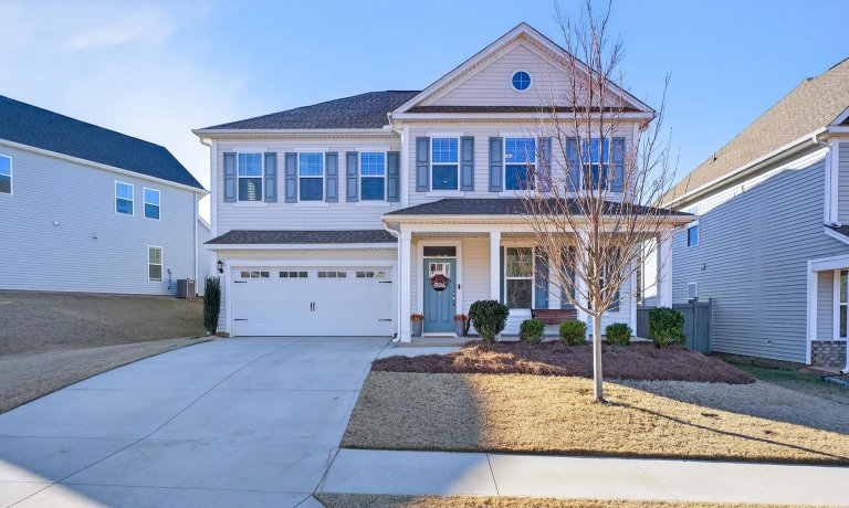 109 Woodcross Drive active home in Heritage Crossing, Simpsonville, SC