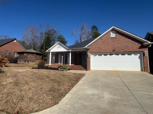 428 Savanna Plains Drive active home in Roberts Meadows, Spartanburg, SC