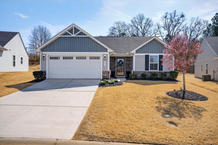 2053 Wexley Drive pending home in Elmwood Cottages, Boiling Springs, SC