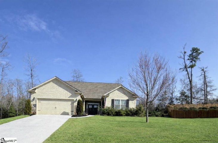 Homes in Sapphire Pointe, Duncan