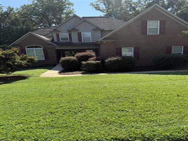 Homes in Cedar Bluff, Moore