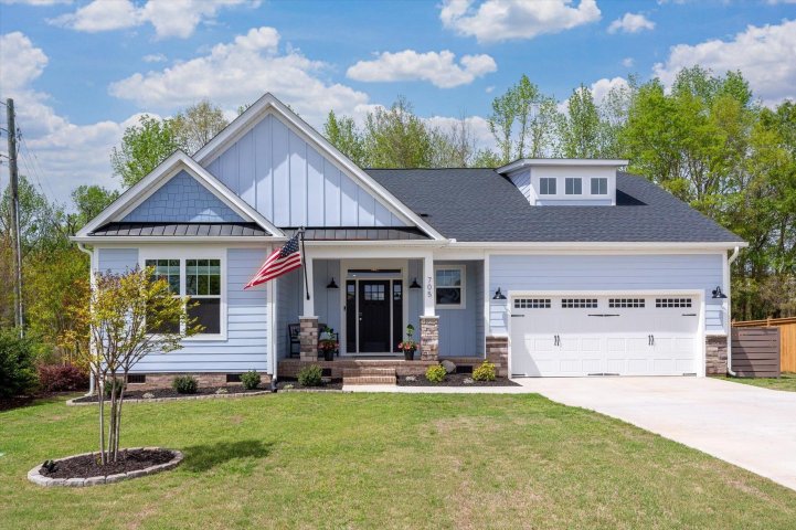 705 Amherst Glen Drive sold home in Amherst, Greer, SC