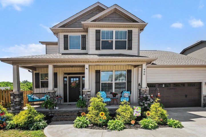 490 Vestry Place active home in The Village At Anderson Mill, Moore, SC