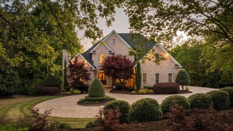 303 Cypress Point Court active home in Carolina Country Club, Spartanburg, SC