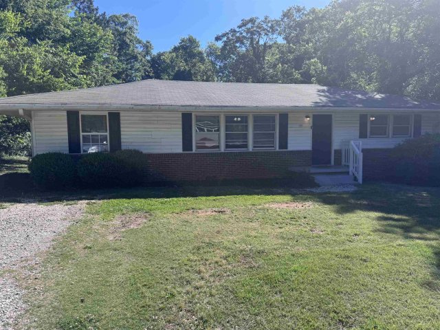 106 Whitener Avenue active home in Duncan Park, Spartanburg, SC
