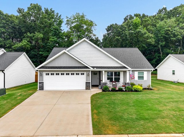 A home in Kyndra Hollow, Chesnee