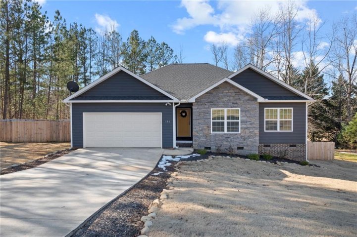 106 Paper Birch Lane sold home in Woodland Ridge, Pickens, SC