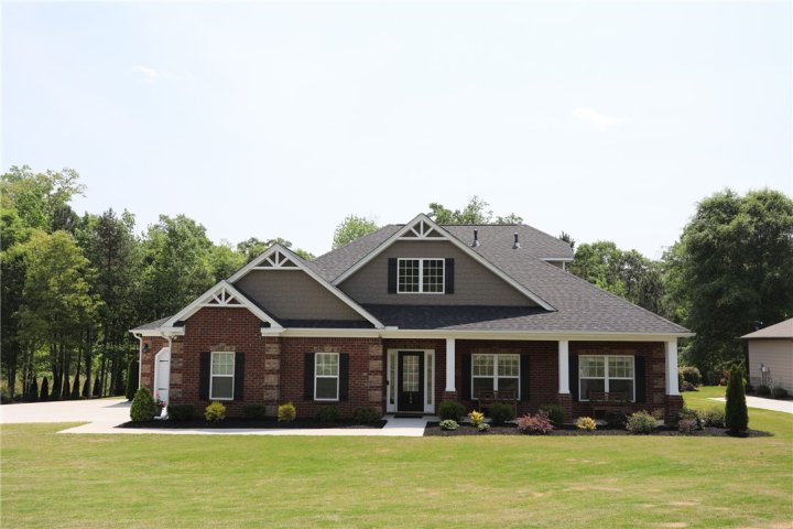 109 James Lake Way sold home in James Lake, Easley, SC