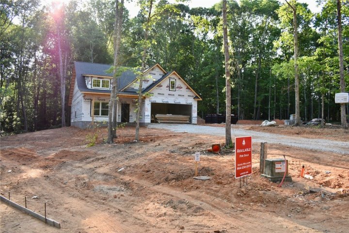 151 Sapling Court sold home in Shenandoah, Townville, SC
