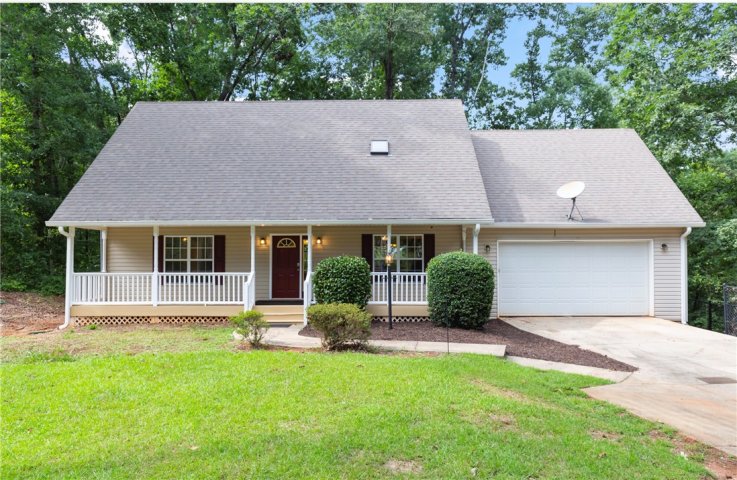 211 Wood Farm Lane sold home in Woodfarm Acres, Seneca, SC