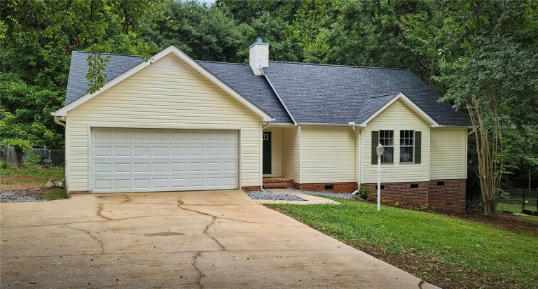 3007 Beechwood Parkway sold home in Englewood, Anderson, SC