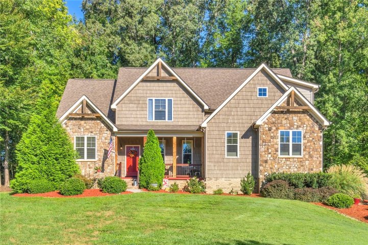 172 Upper Lake Drive sold home in Montague Lakes, Easley, SC