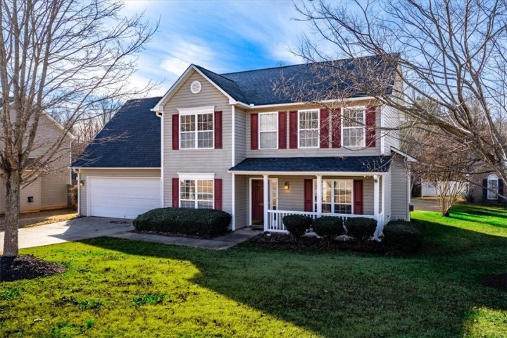 300 Cardinal Woods Way sold home in Cardinal Woods, Easley, SC