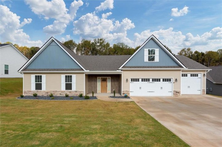 115 Cliftons Landing Drive sold home in Edgewater At Six And Twenty, Anderson, SC