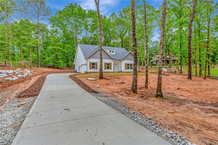 136 Sapling Court sold home in Shenandoah, Townville, SC