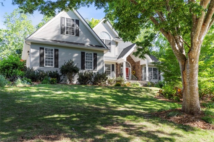 134 Pinnacle Pointe Drive sold home in Pinnacle Pointe, Seneca, SC
