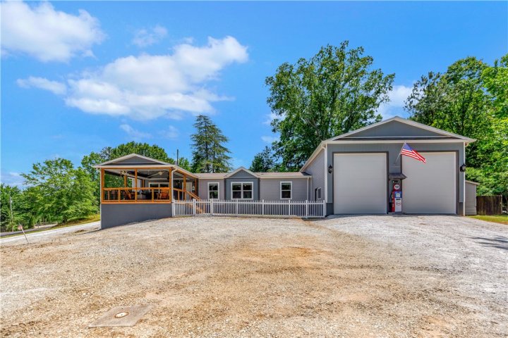 357 Hemlock Drive sold home in Timberlake, Seneca, SC