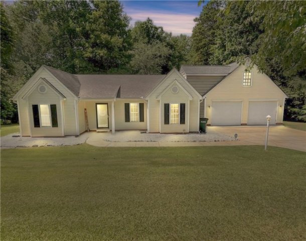 322 Arphenia Drive sold home in Oakmont-West Union, West Union, SC
