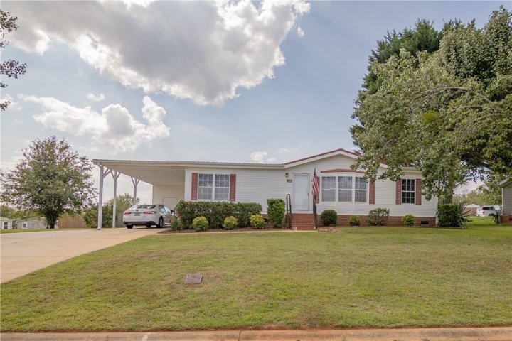 108 Lauren Flynn Drive sold home in The Lakes, Anderson, SC