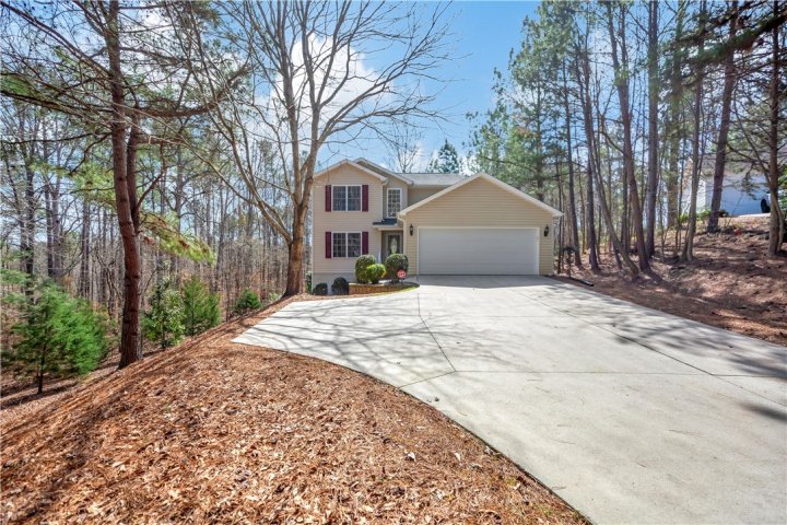 615 Windy Oaks Lane sold home in Sunset Hills, Seneca, SC