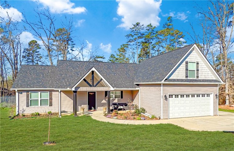 403 Green View Court sold home in Eleven South, Westminster, SC