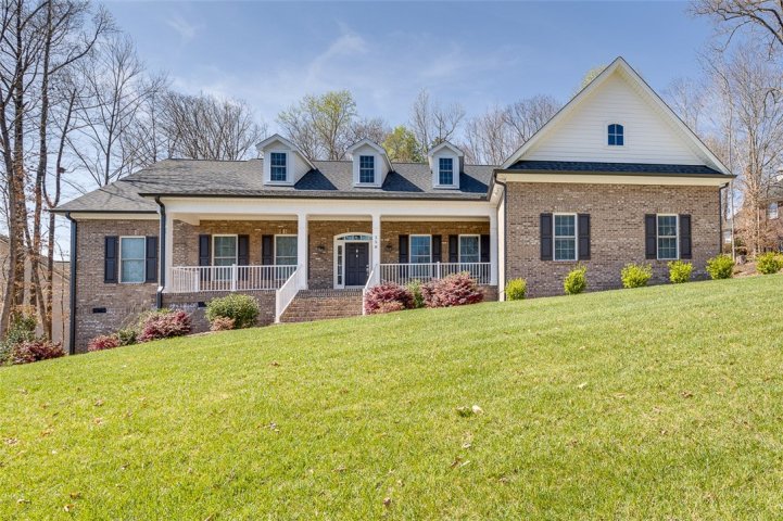 158 Upper Lake Drive sold home in Montague Lakes, Easley, SC