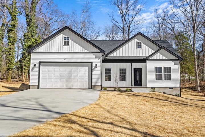 307 Clarke Stream Drive sold home in Nevitt Forest S, Anderson, SC