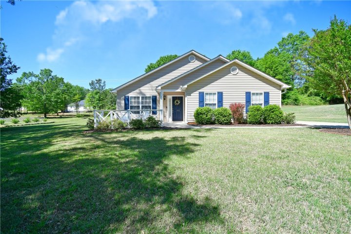 109 Springview Drive sold home in Hidden Lake Sub, Anderson, SC