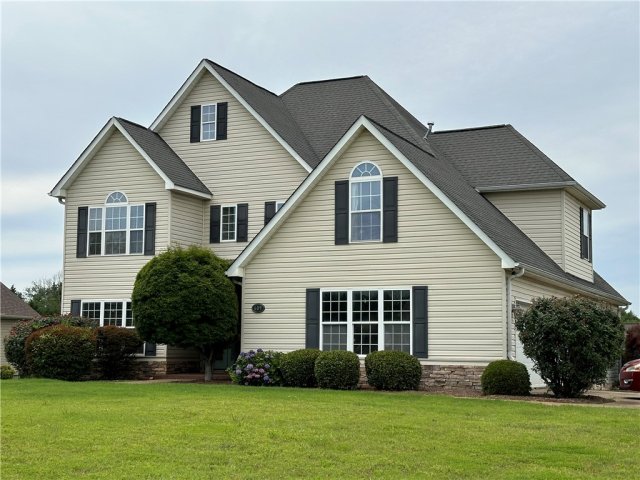 609 Providence Point Drive sold home in Providence Ridge, Seneca, SC