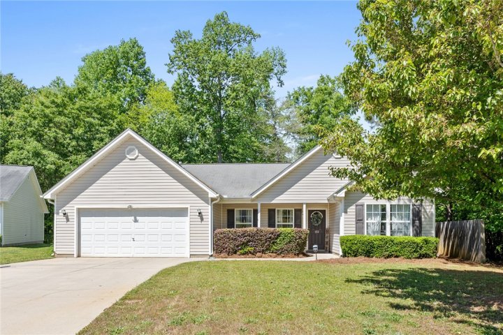 137 Mediterranean Avenue sold home in Westwood Pointe, Anderson, SC