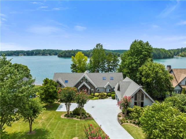 403 Bay Hill Drive sold home in The Woods At Keowee, West Union, SC