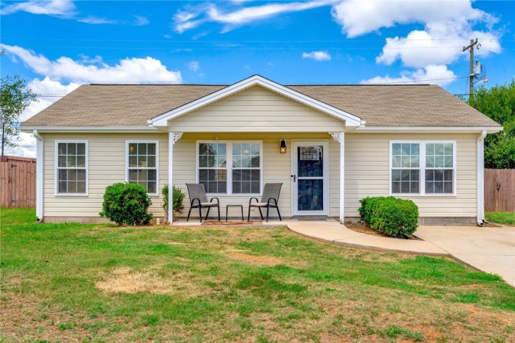 106 Flynn Drive sold home in The Lakes, Anderson, SC