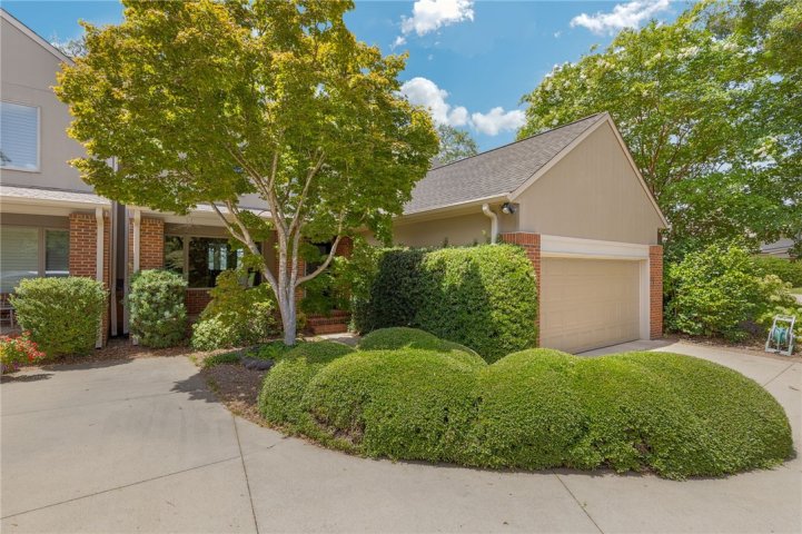 148 Riverpoint Drive sold home in Riverpoint, Clemson, SC
