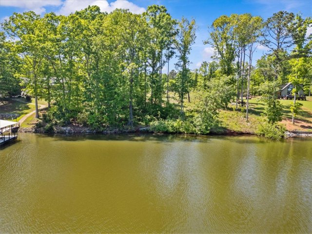 3 Lakewind Court sold home in Bridgepointe, Iva, SC