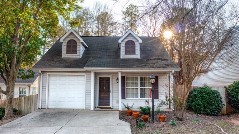 110 Plantation Drive sold home in Magnolia Pointe, Pendleton, SC