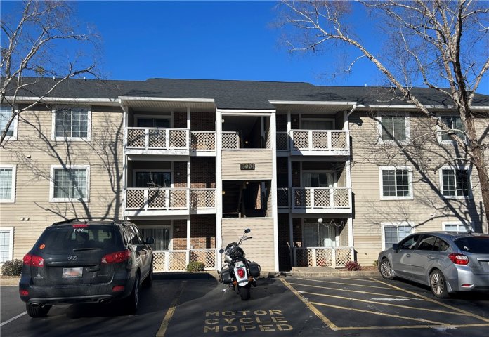 220 Elm Street 322 sold home in University Pl, Clemson, SC