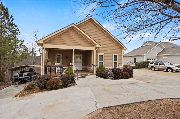 228 Sweetwater View Road sold home in Sweetwater, Seneca, SC