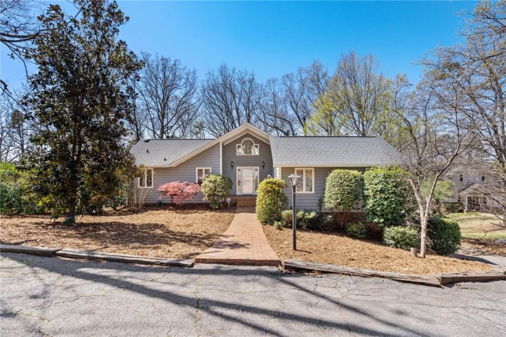 14 Muskhogean Road sold home in Seminole Point, Fair Play, SC