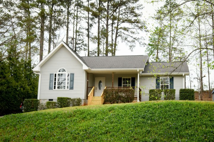 434 Den Ridge Drive sold home in Fox Run Estates, Walhalla, SC