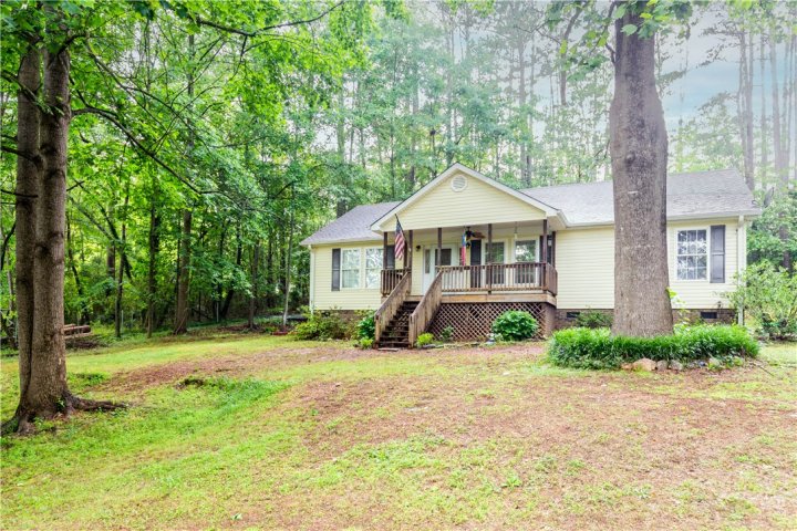 327 Timberlake One Circle sold home in Timberlake, Seneca, SC
