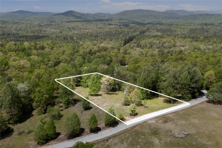 003 Lenore B Lane sold home in State Park Estate, Mountain Rest, SC