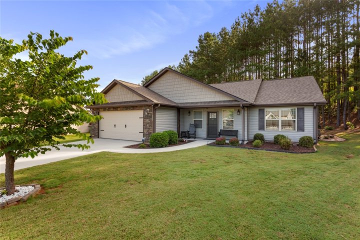 311 Buchanan Trail sold home in Madison Pointe, Seneca, SC