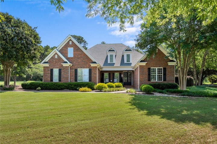 213 Vinings Crossing sold home in Hammond Hall, Belton, SC