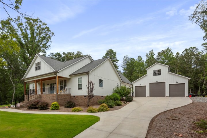 105 Edens Shoals Court sold home in Edens Ridge, Six Mile, SC