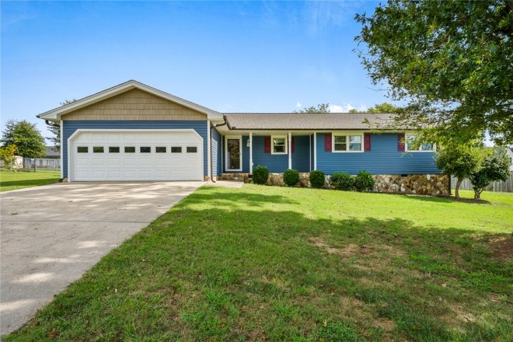 105 Stonehaven Drive sold home in Stonehaven, Anderson, SC
