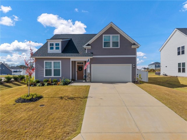118 Ives Way active home in Woodglen, Piedmont, SC